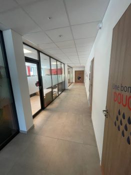 Réalisation des nouveaux locaux de ARDROM Sécurité à Valence 26